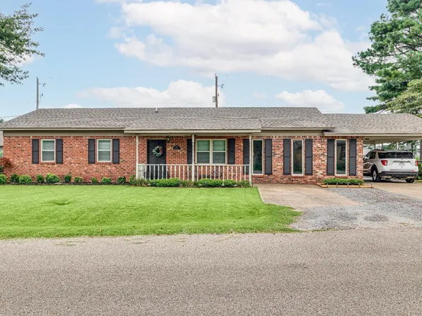 108 Lacy St, Leachville, AR 72438