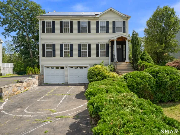 32 Marshall Avenue, Trumbull, CT 06611