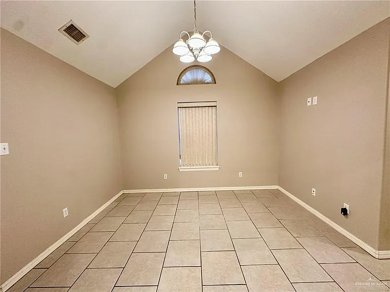 4104 San Roman St — Photo 15