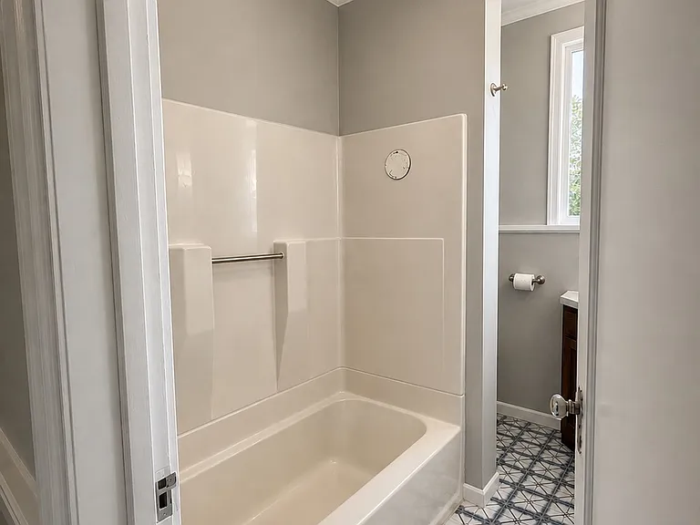 78 S Pine Ave #2 — Photo 25