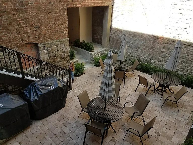 114 E University St #9 — Photo 12