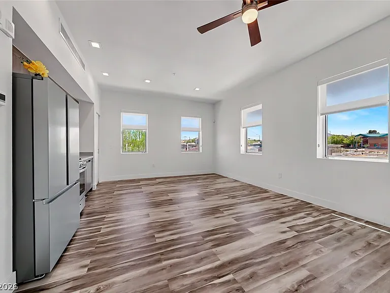 322 S Water St #202 — Photo 18