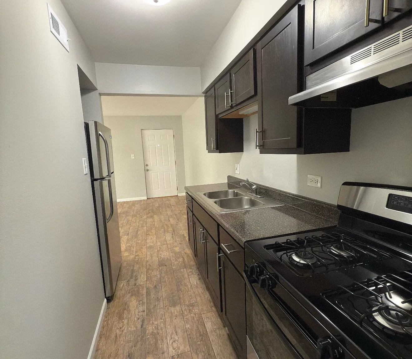 Studio, 500 sqft, $1,095 — Photo 4