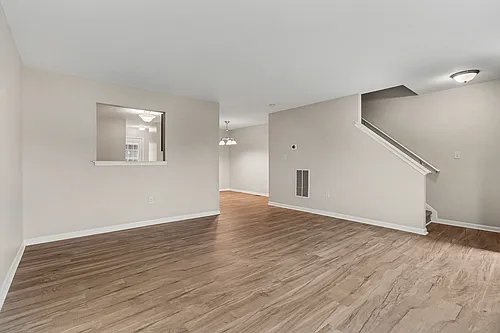 215 Heathersage Dr Photo 1