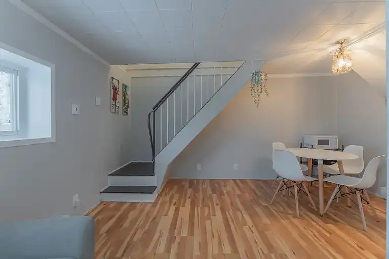 23 3rd Ave #1A