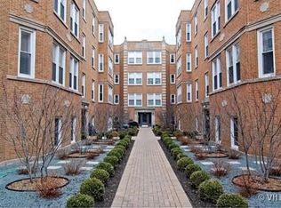 540 W Belmont Ave APT 1N, Chicago, IL 60657