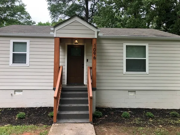 1096 Ferndale St, Stone Mountain, GA 30083