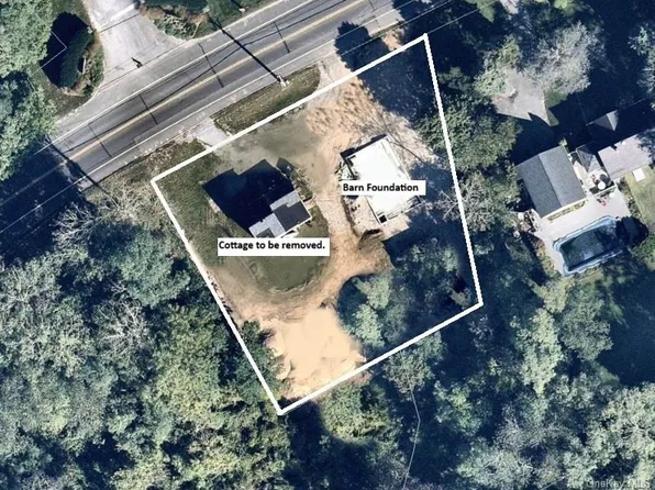 23900 Main Road, Cutchogue, NY 11935