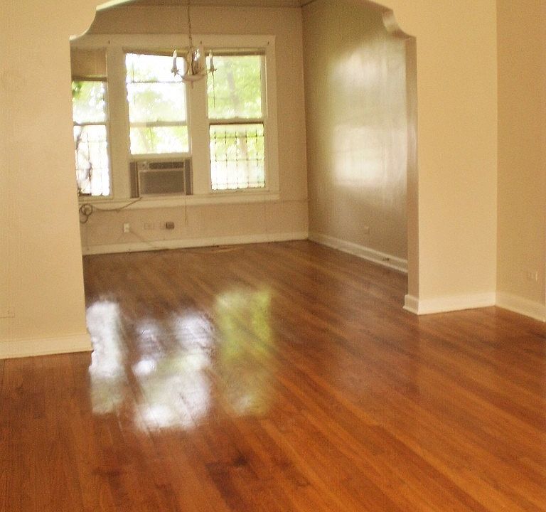 1st image of 215 W Magnolia Ave APT A