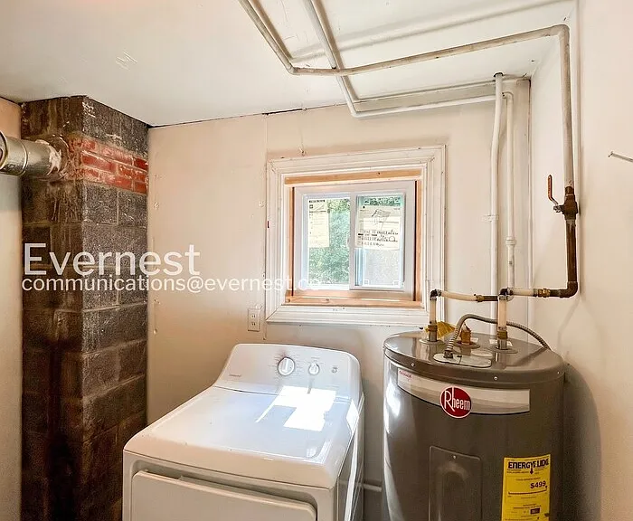 603 Henry St — Photo 15