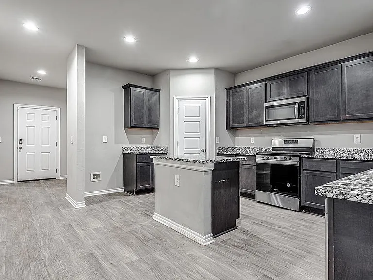 4405 Montage Blvd — Photo 7