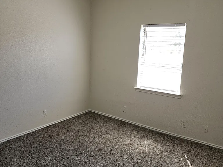 5004 Eastside Ave #101 — Photo 6