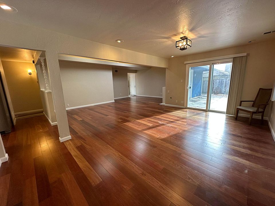 Great room with slider to backyard