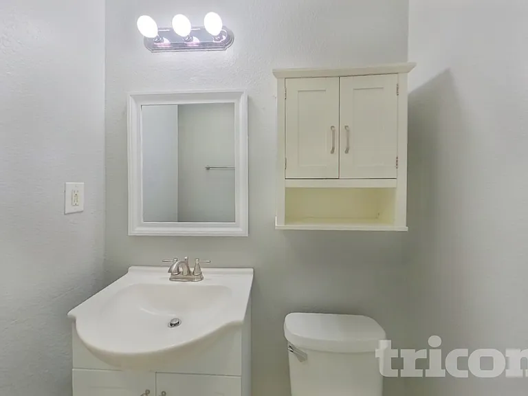 947 Rich Dr — Photo 14