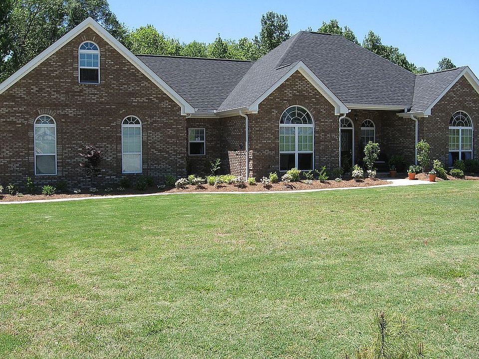 1st image of 220 Villagewood Dr