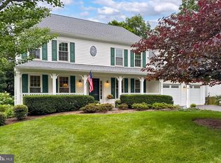 6704 Rock Fall Ct, Clifton, VA 20124