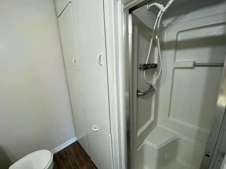 201 Ferguson Dr — Photo 10