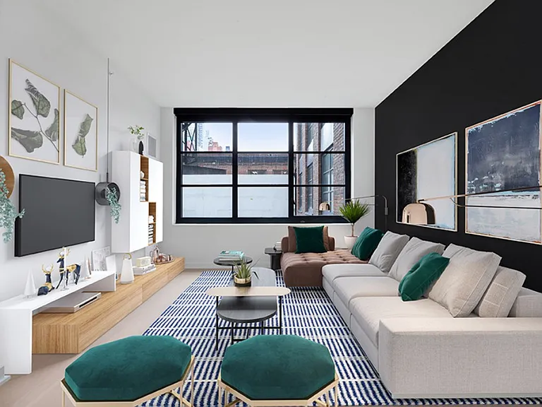 515 W 38th St #L8 — Photo 3