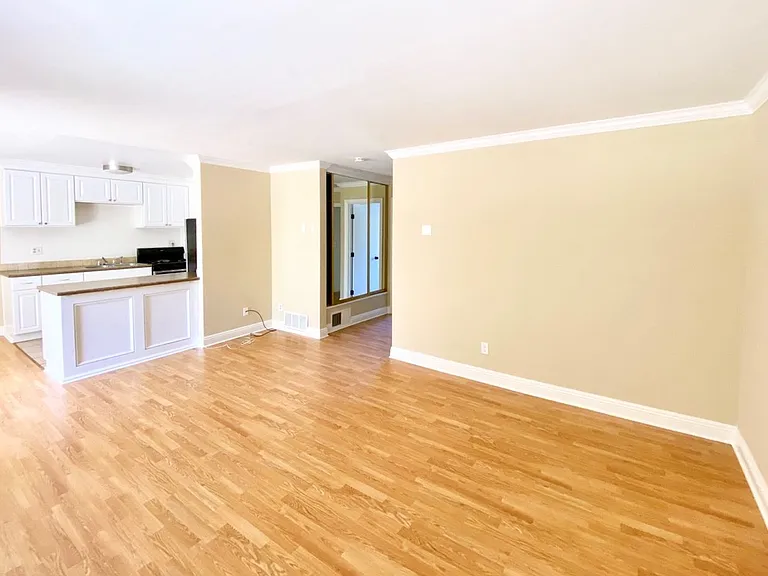 13754 Mango Dr #227 — Photo 6