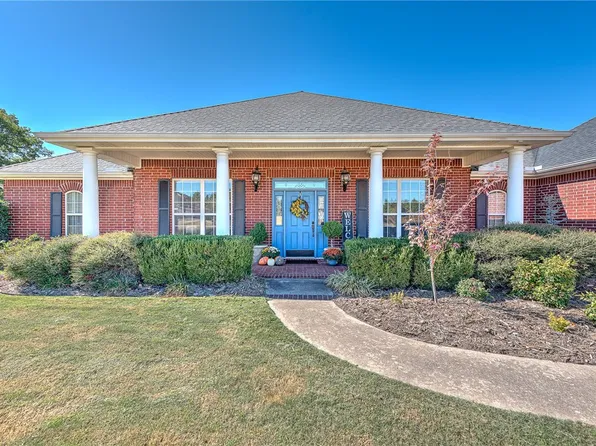 2389 Marylane Dr, Little Flock, AR 72756