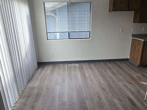 4th image of 3103-3113 Brittany Dr #3111