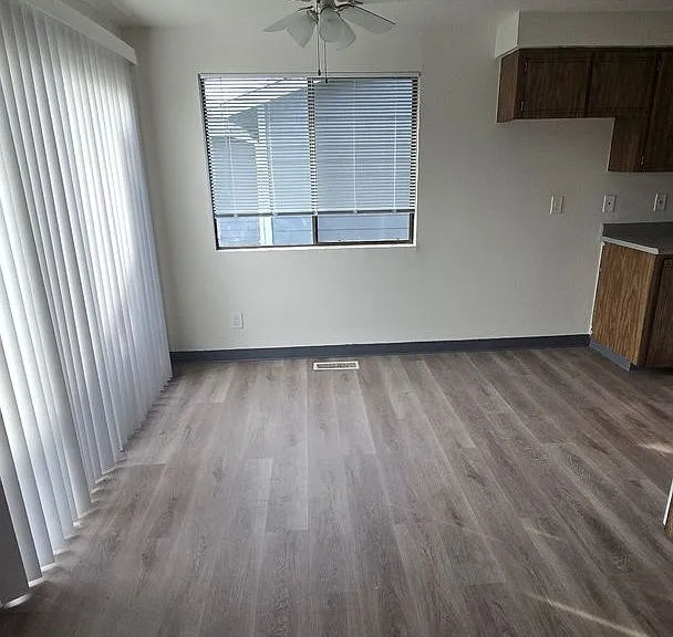 3103-3113 Brittany Dr — Photo 5