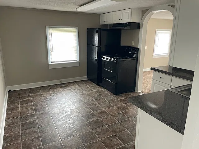 2 bed, 644 sqft, $1,000 — Photo 3