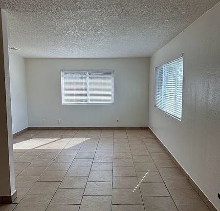 2nd image of 6899 W Myrtle Ave