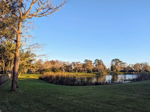 1738 Lindsey Court, Wellington, FL 33414