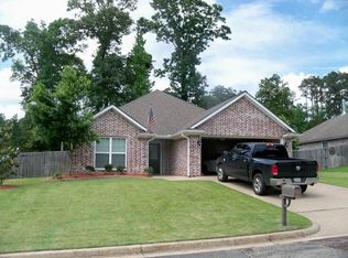1829 Tanglewood Cir, Nacogdoches, TX 75961