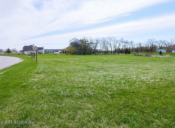 3rd image of 317 Bluffs Edge Dr