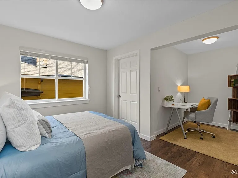 Second bedroom with office space (den) and walk-in closet