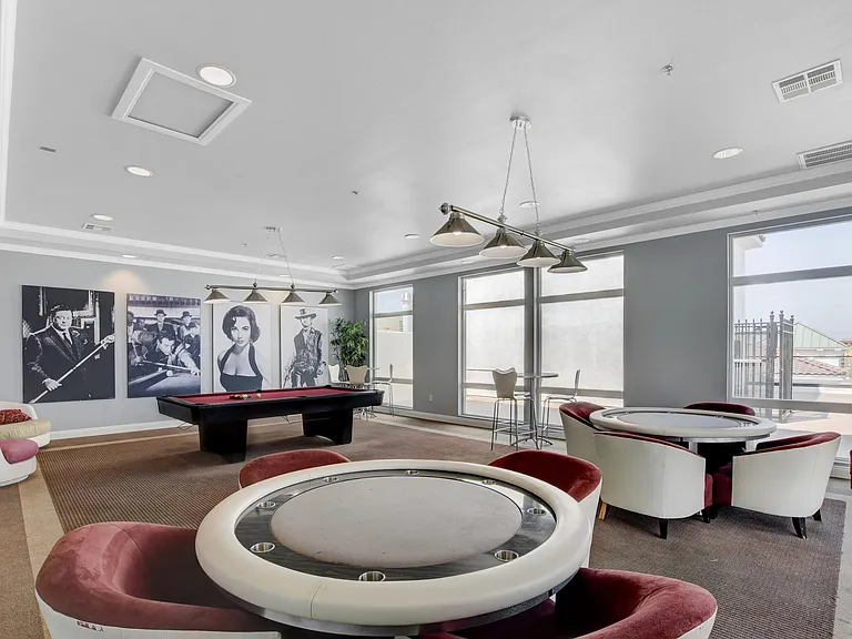 Las Vegas Grand — Photo 18
