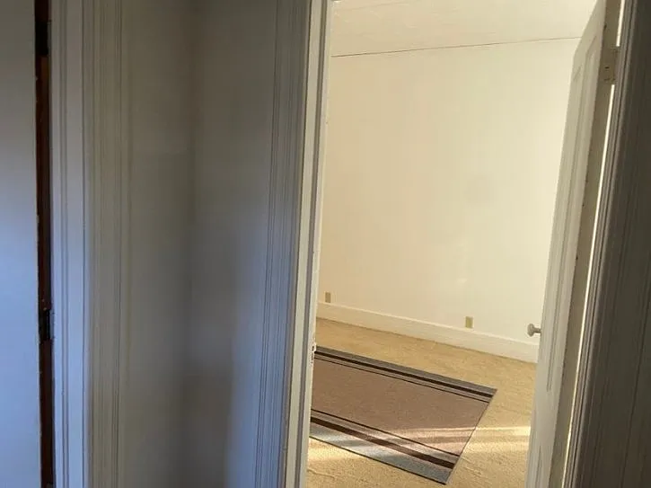 3 bed, 2079 sqft, $1,500 — Photo 3