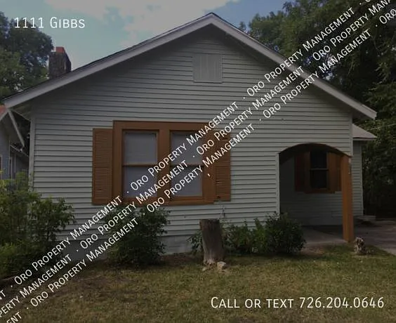 1111 Gibbs