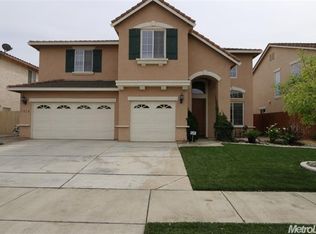 3818 Old Oak Dr, Ceres, CA 95307