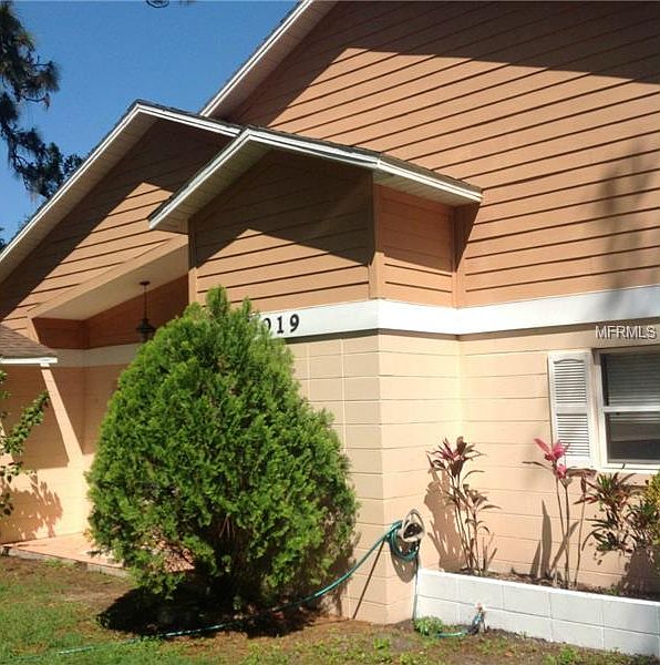1st image of 4019 E Pine Hill Cir