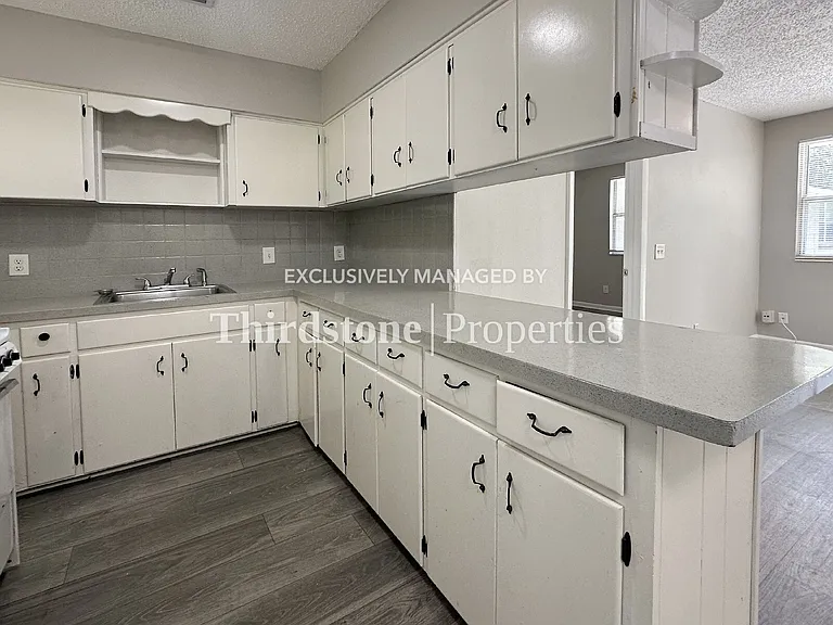 1160 Comanche St #2 — Photo 4