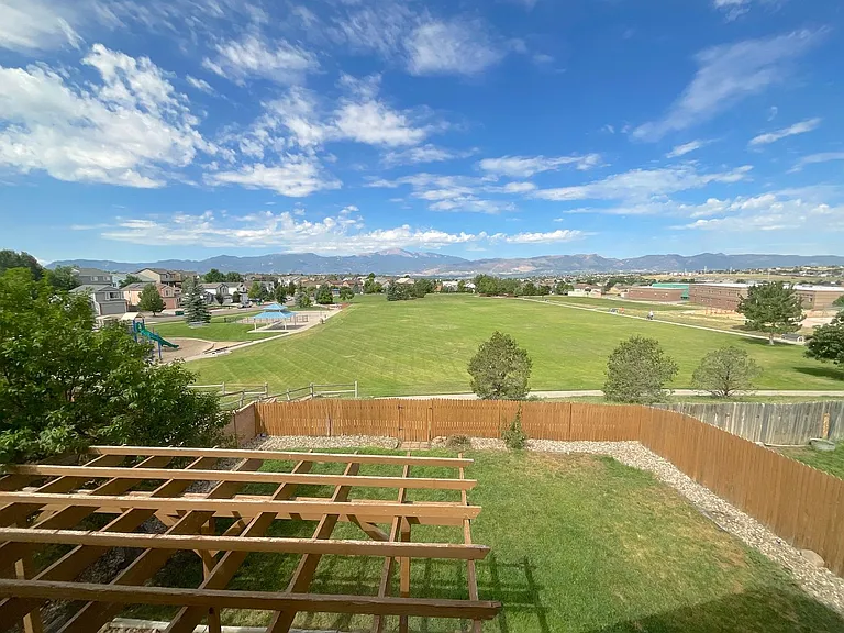 7168 Prairie Wind Dr — Photo 31