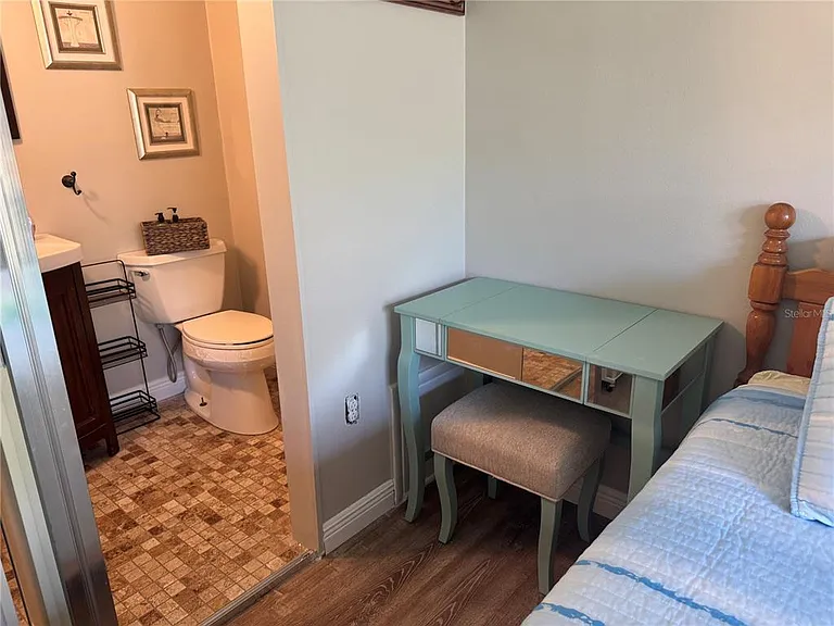 621 Windrush Bay Dr #621 — Photo 34