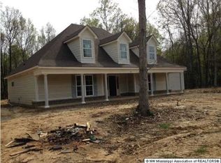 112 N Cherrydale Loop, Coldwater, MS 38618