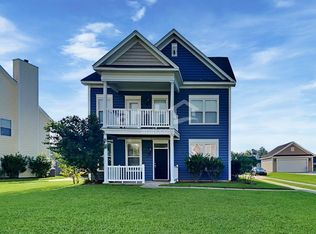 1079 Moss Grove Dr, Moncks Corner, SC 29461