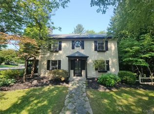 131 Orvilton Dr, Syracuse, NY 13214