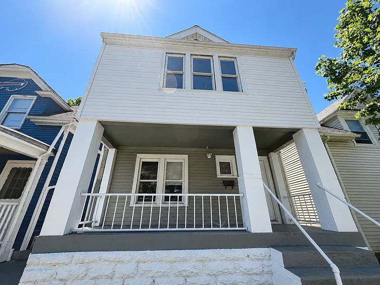 42 Custer St #2 — Photo 1