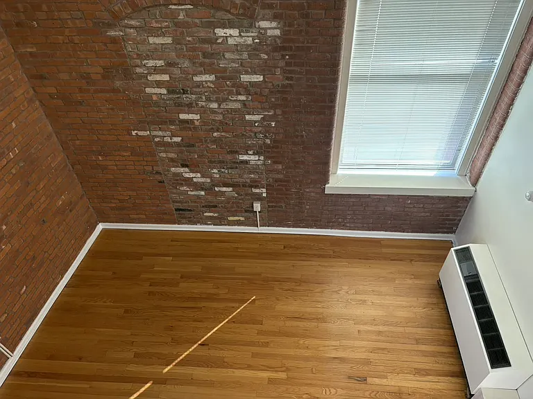 17 Water St #102 — Photo 10