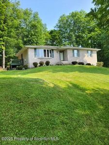 877 Old River Rd, Thornhurst, PA, 18424