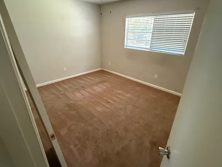 625 Ellsworth St — Photo 13