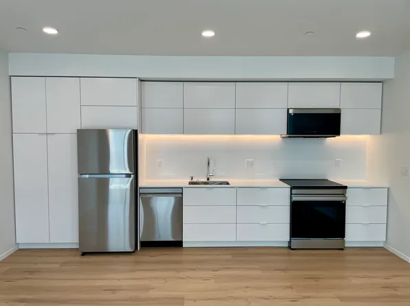 509 Solons Aly #100, Sacramento, CA 95811