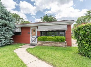 8264 Morganford Rd, Saint Louis, MO 63123
