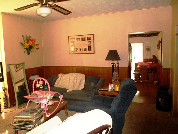Front Room looking into Kitchen